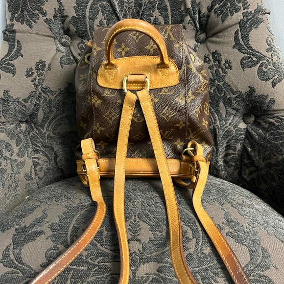 Vintage Louis Vuitton Montsouris - Picture 2 of 10